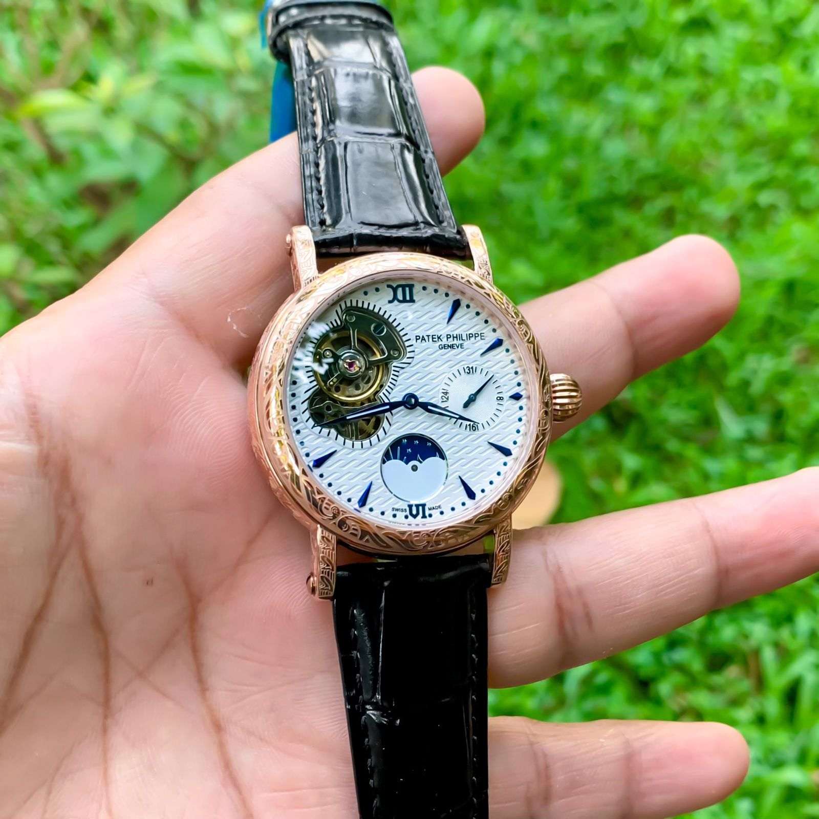 Patek phillips tourbilion Nautilus engraved edition